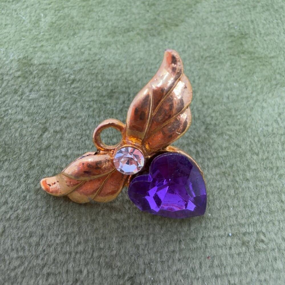 Vintage Gold Tone Winged Heart Rhinestone Lapel Pin Tie Tack Purple